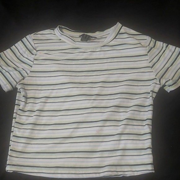 Striped crop top - Picture 1 of 2